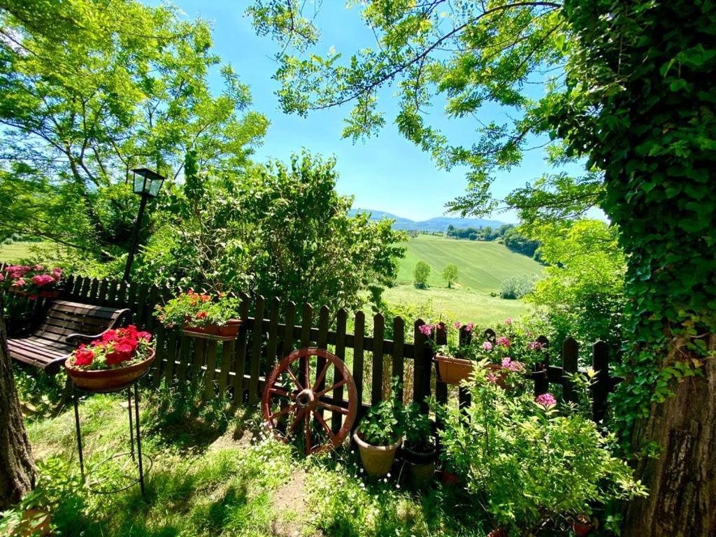 Agriturismo Stazione Di Monta Викио Екстериор снимка