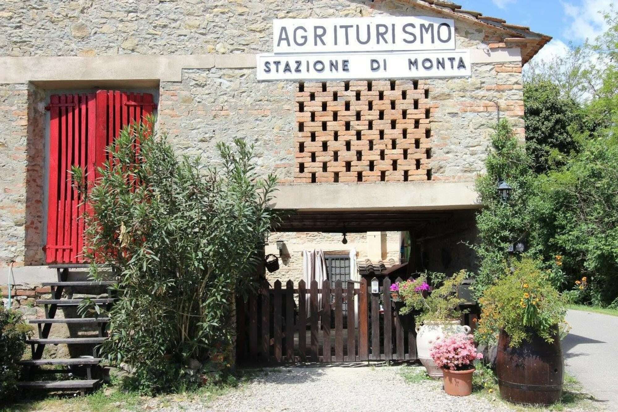 Agriturismo Stazione Di Monta Villa Викио Екстериор снимка